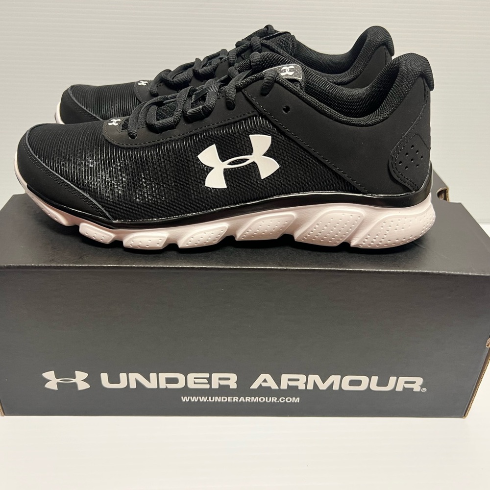 Womens Under Armour Micro G Assert 7 sneaker